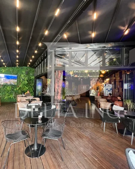 Tirane, jepet me qera lokal Kati 0, 200 m² 2.500 € (Astir)