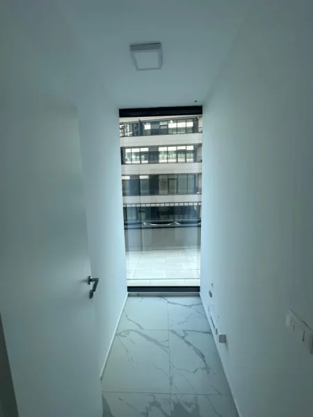 Tirane, jepet me qera zyre Kati 3, 130 m² 1.500 € (Liqeni Artificial)