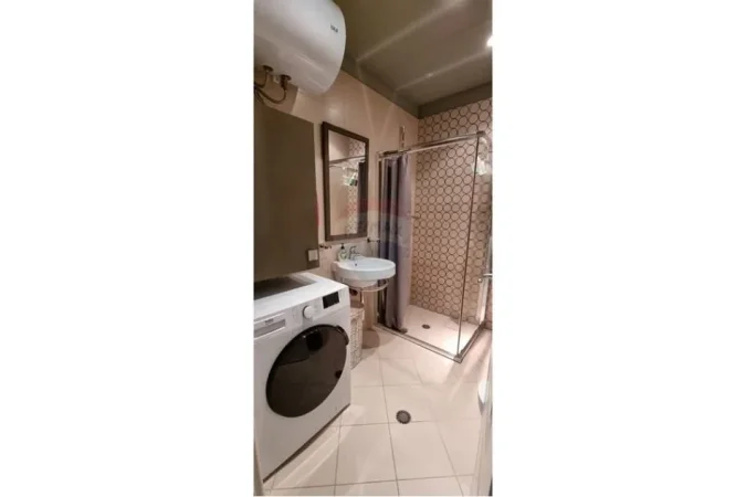Tirane, jepet me qera 1+1 Kati 5, 70 m² 600 € (Rezidenca Kodra e Diellit)