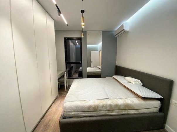 Tirane, shitet apartament 1+1 Kati 3, 65 m² 120.000 € (prane Casa Italias)