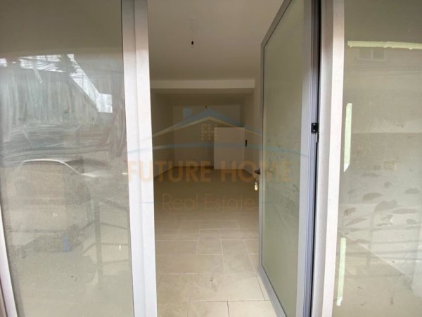 Shqiperi, jepet me qera , 55 m² 300 € 