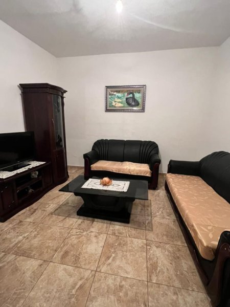 JEPET ME QERA  APARTAMENT 2+1 300 EURO SELITE