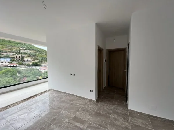 Vlore, shitet apartament 1+1 Kati 5, 60 m² 117.000 € (Uje i Ftohte) RV44717