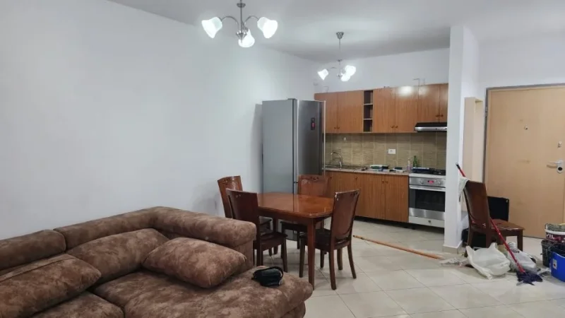 Tirane, jepet me qera apartament 1+1 Kati 4, 60 m² 400 € (Besim Alla , Misto Mame)