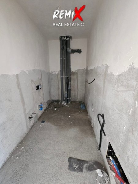 Mali Robit, shitet apartament 1+1+Aneks+Ballkon , 56 m² 70.000 € 