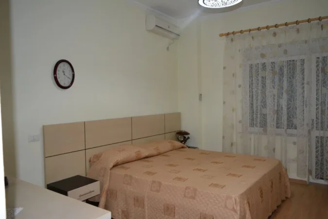 Tirane, jepet me qera apartament 2+1+Aneks+Ballkon Kati 7, 100 m² 750 € (PAZARI I RI)