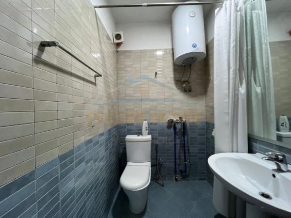 Tirane, jepet me qera 2+1 Kati 8, 120 m² 550 € (Unaza e Re)