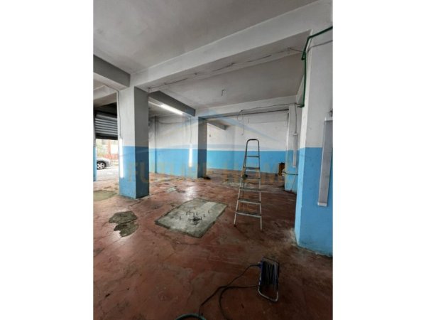 Tirane, jepet me qera Kati 0, 170 m² 500 € (Rruga e Teleferikut, Fresk)