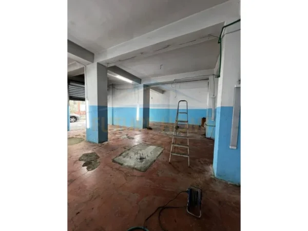 Tirane, jepet me qera Kati 0, 170 m² 500 € (Rruga e Teleferikut, Fresk)