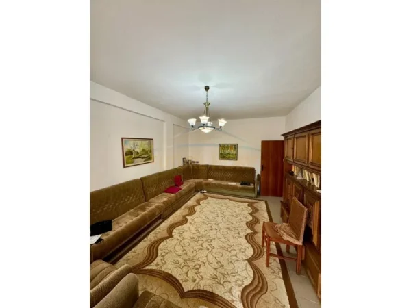 Tirane, shitet apartament 2+1 Kati 2, 106 m² 190.000 € (Rruga e Prokurorise)