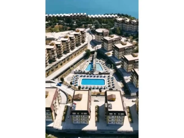 Tirane, shes apartament 2+1+Aneks+Ballkon Kati 4, 117 m² 193.000 € (Residenca Lake Land - Farke Tirana, Albania)