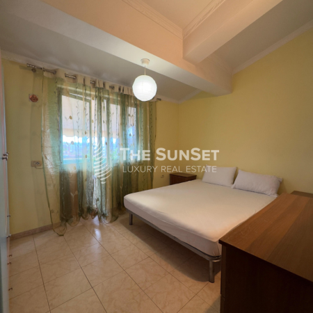 Tirane, jepet me qera apartament 2+1 Kati 5, 130 m² 600 € (Profarma)