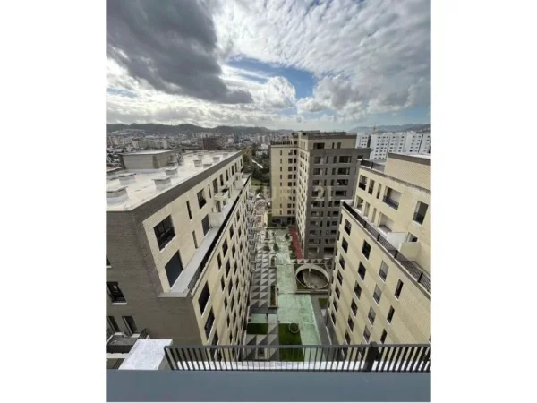 Tirane, shes apartament 2+1+Aneks+Ballkon Kati 2, 102 m² 165.000 € (Ish Fusha e Aviacionit)