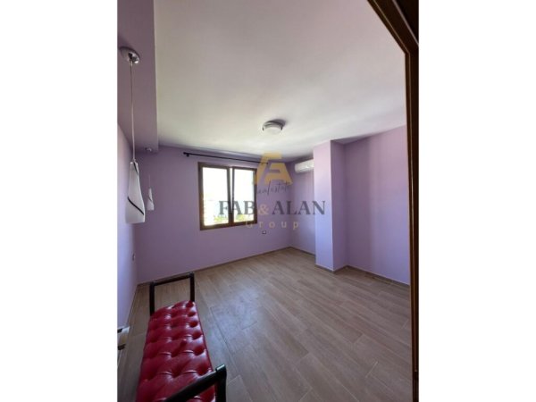 Pogradec, shitet apartament 2+1+2 ballkone Kati 7, 124 m² 150.000 € (Pogradec, tek Stadiumi)