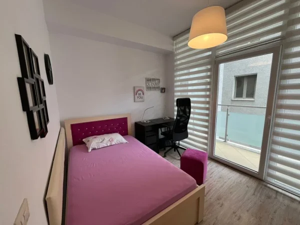 Tirane, shitet apartament 2+1 Kati 4, 112 m² 257.000 € (Komuna e Parisit)