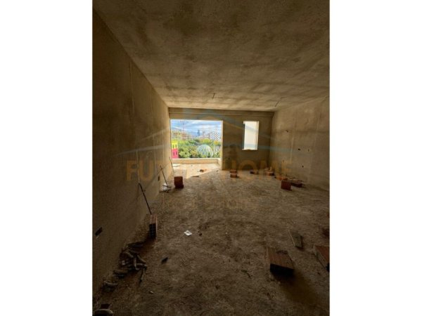 Tirane, shitet apartament 1+1 Kati 6, 141 m² (RRUGA DRITAN HOXHA)