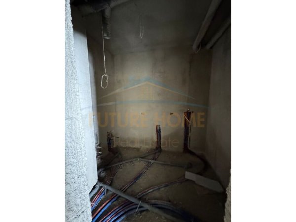 Tirane, shitet apartament 1+1 Kati 6, 141 m² (RRUGA DRITAN HOXHA)