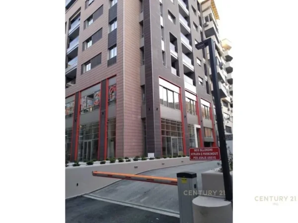 𝐓𝐢𝐫𝐚𝐧𝐞, 𝐣𝐞𝐩𝐞𝐭 𝐦𝐞 𝐪𝐞𝐫𝐚 𝐚𝐦𝐛𝐣𝐞𝐧𝐭 𝐛𝐢𝐳𝐧𝐞𝐬𝐢 𝐊𝐚𝐭𝐢 𝟒, 𝟏𝟏𝟕 𝐦² 𝟏.𝟒𝟎𝟎 € (𝐑𝐫𝐮𝐠𝐚 𝐉𝐚𝐧𝐨𝐬 𝐇𝐲𝐧𝐚𝐢𝐝𝐢, 𝐈𝐬𝐡 𝐁𝐥𝐥𝐨𝐤𝐮)