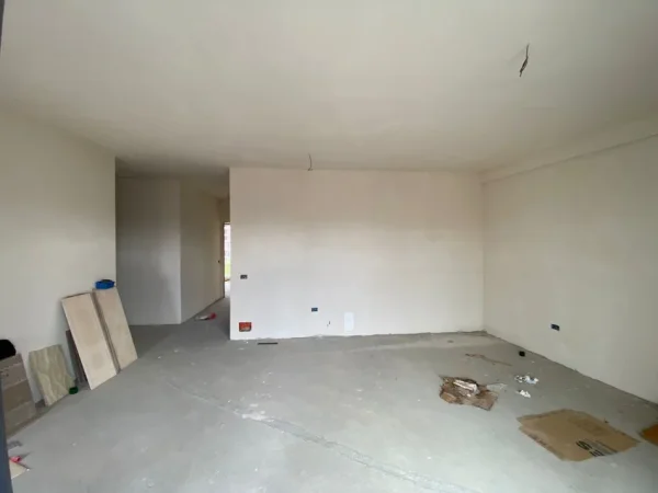 Tirane, shitet apartament 2+1+Aneks+Ballkon Kati 2, 109 m² 180.000 € (RRUGA JORDAN MISJA)