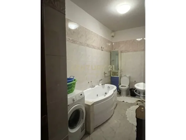 APARTAMENT 2+1+2 ME QIRA PALLATET AGIMI, TIRANE!prestige100947