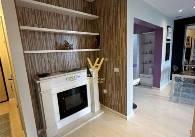 Tirane, jepet me qera apartament 2+1+Ballkon Kati 8, 101 m² 1.300 € (ISH BLLOKU)