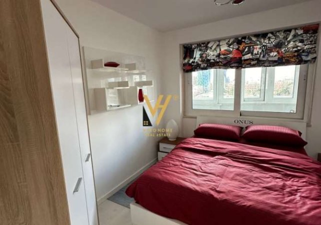 Tirane, jepet me qera apartament 2+1+Ballkon Kati 8, 101 m² 1.300 € (ISH BLLOKU)