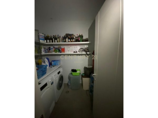 Tirane, shes apartament 2+1+2 + 2 POSTE PARKIMI , 148 m² 350.000 € (Kodra e Diellit)