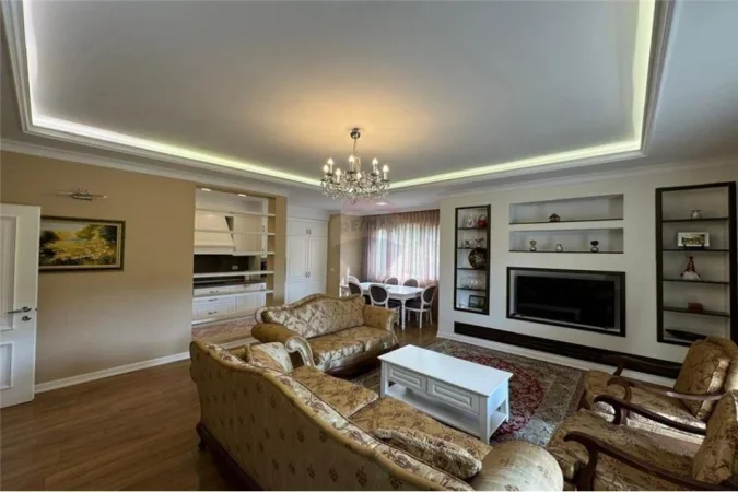 Tirane, jepet me qera apartament 2+1 Kati 3, 110 m² 1.000 € (Liqeni i Thate)