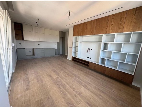 Tirane, jepet me qera apartament 2+1+Ballkon Kati 7, 100 m² 1.200 € (Robert Shvarc)