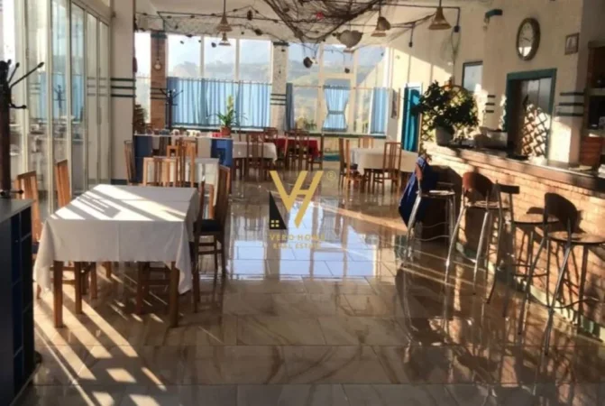Tirane, jepet me qera bar-resorant Kati 0, 1.200 m² 8.000 € (TEGU)