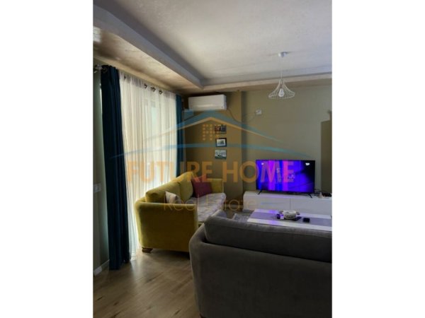 Tirane, shitet apartament 2+1+Ballkon Kati 2, 121 m² 170.000 € (UNAZA E RE)