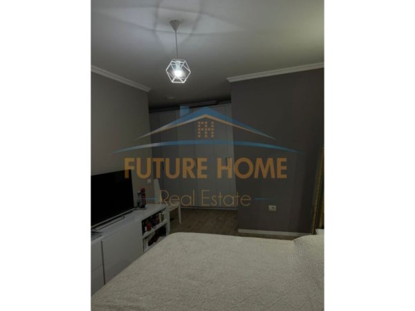 Tirane, shitet apartament 2+1+Ballkon Kati 2, 121 m² 170.000 € (UNAZA E RE)