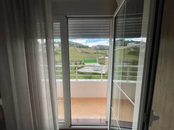Tirane, jepet me qera Vile 3 Katshe , 360 m² 3.500 € (TEG)