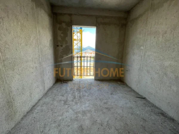 Tirane, shitet apartament 3+1+Aneks+Ballkon Kati 2, 112 m² 134.000 € (Dogana)