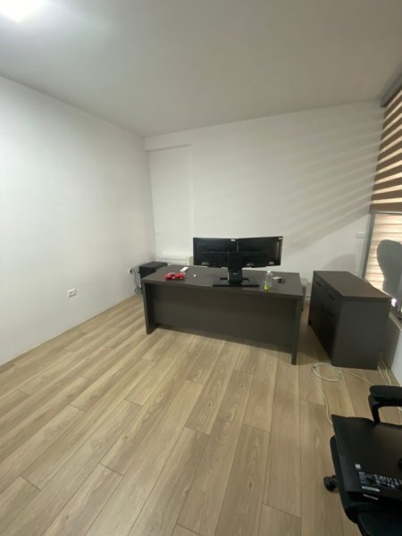 Tirane, jepet me qera ambjent biznesi Kati 1, 140 m² 2.500 € (rruga e durresit , rruga e kavajes , qender)
