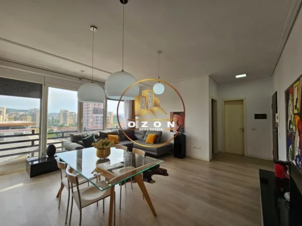 Shitet Apartament 1+1 Pranë Zogut të Zi!