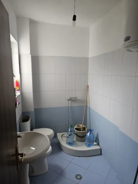 Durres, shitet apartament 1+1+Ballkon Kati 3, 68 m² 82.000 € (Shkembi Kavajes, Durres)