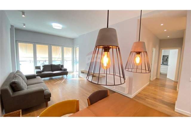 Tirane, jepet me qera apartament 2+1 98 m² 800 Euro (KIKA 2)