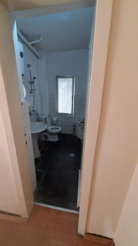 Tirane, shitet apartament 2+1+BLK Kati 2, 75 m² 85.000 Euro (rruga fosina plaku)