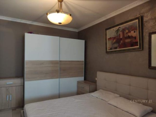 Tirane, jepet me qira apartament 2+1 Kati 5, 70 m² 550 Euro (Bardhok Biba)