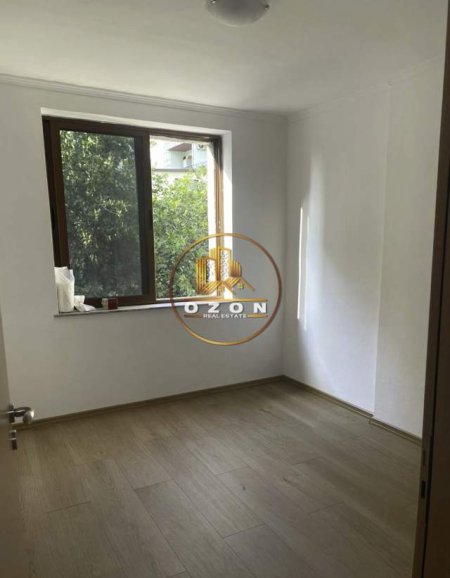 Tirane, jepet me qera apartament 2+1 Kati 3, 64 m² 600 Euro (Sheshi Willson)