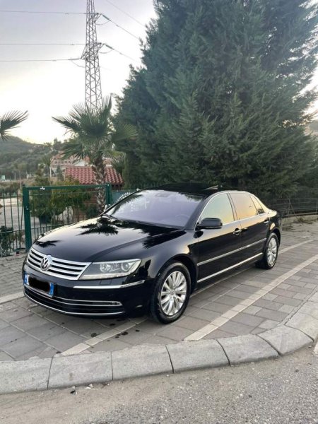 Tirane, shes Volkswagen Phaeton Viti 2015, 17.000 Euro