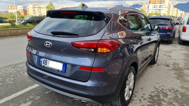 Tirane, shitet xhip Hyundai Tucson Viti 2020, 22.000 Euro
