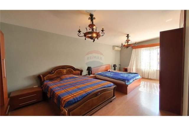 Tirane, shes apartament 4+1+A+BLK Kati 4, 144 m² 235.000 Euro (Bllok)