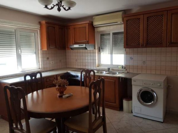 Tirane, jepet me qera apartament 2+1+BLK Kati 4, 110 m² 400 Euro (grigor heba)