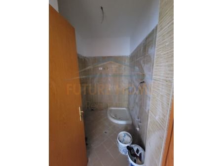 Tirane, shitet apartament 2+1+BLK Kati 5, 131 m² 74.500 Euro (Fresku)