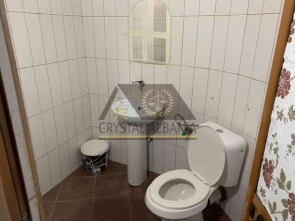 Tirane, jepet me qera apartament 1+1 Kati 0, 60 m² 27000Leke (Rruga "Kol Xhumara ")