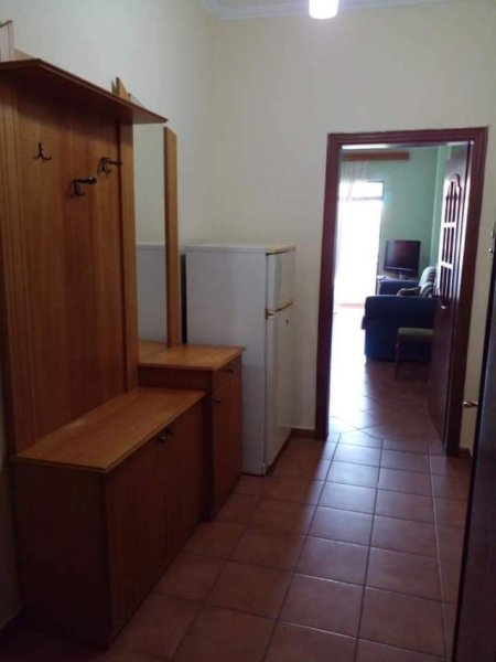 Tirane, shitet apartament 1+1+BLK Kati 3, 74 m² 90.000 Euro (kinostudio)