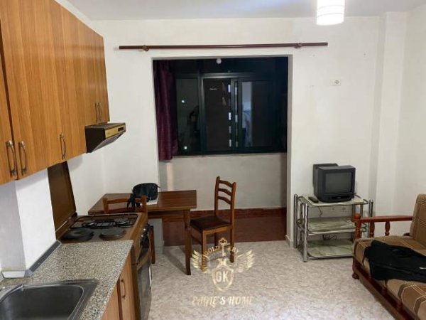 Durres, jepet me qera apartament 1+1+BLK Kati 7, 60 m² 22.000 Leke (Ujesjellsi Durres)