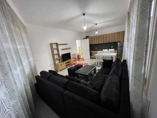 Tirane, jepet me qera apartament 1+1+BLK Kati 1, 70 m² 300 Euro